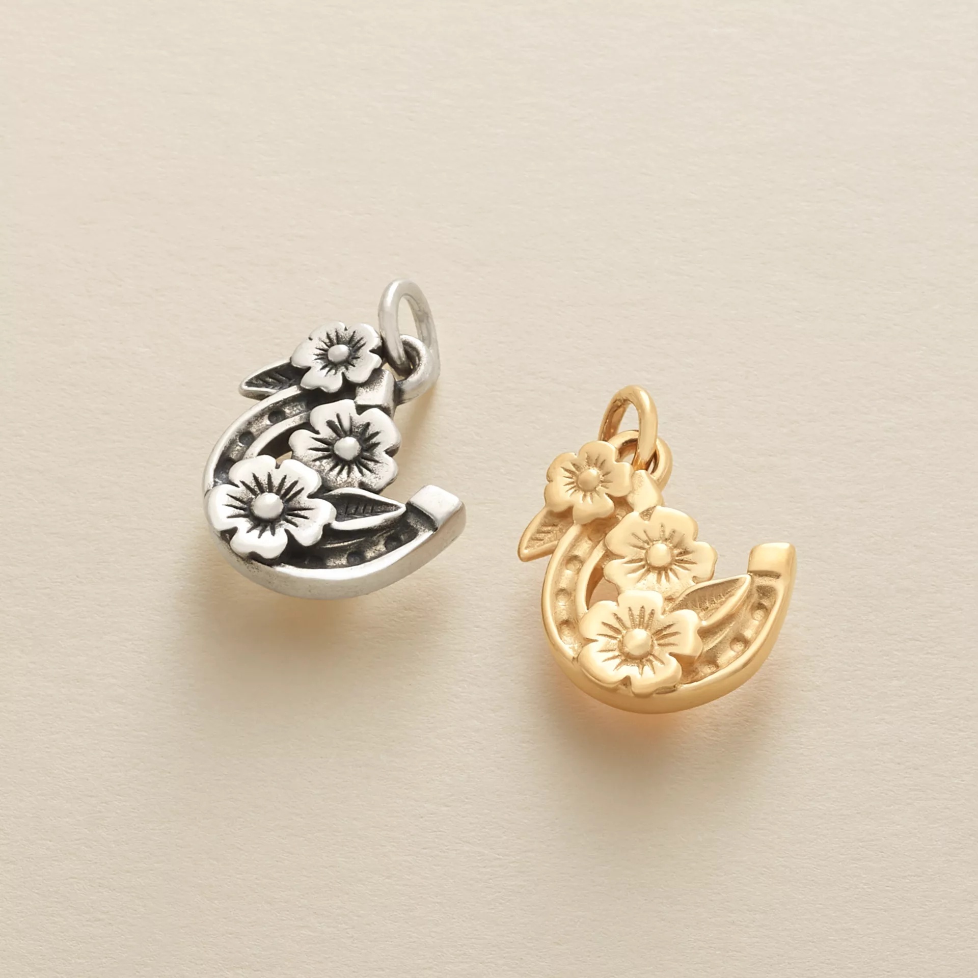Floral Horseshoe Charm - Image 2